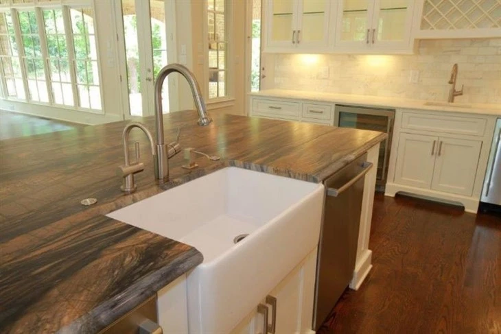 Pellini Quartzite Sandalus Leathered Quartzite countertop